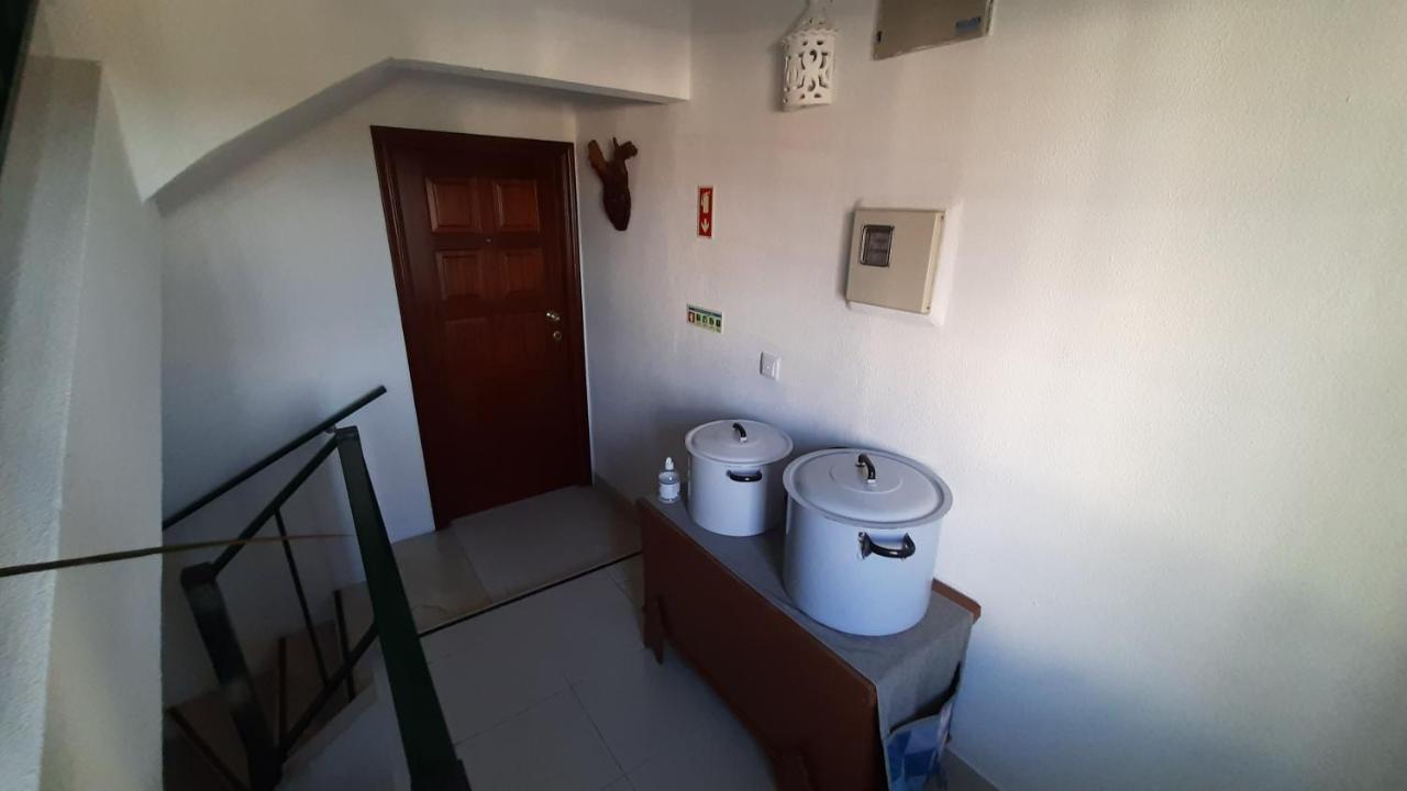 Casinha Do Rui Hotel Sines Exterior photo